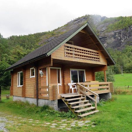 Kalvatn Turistsenter Villa Austefjorden Bagian luar foto