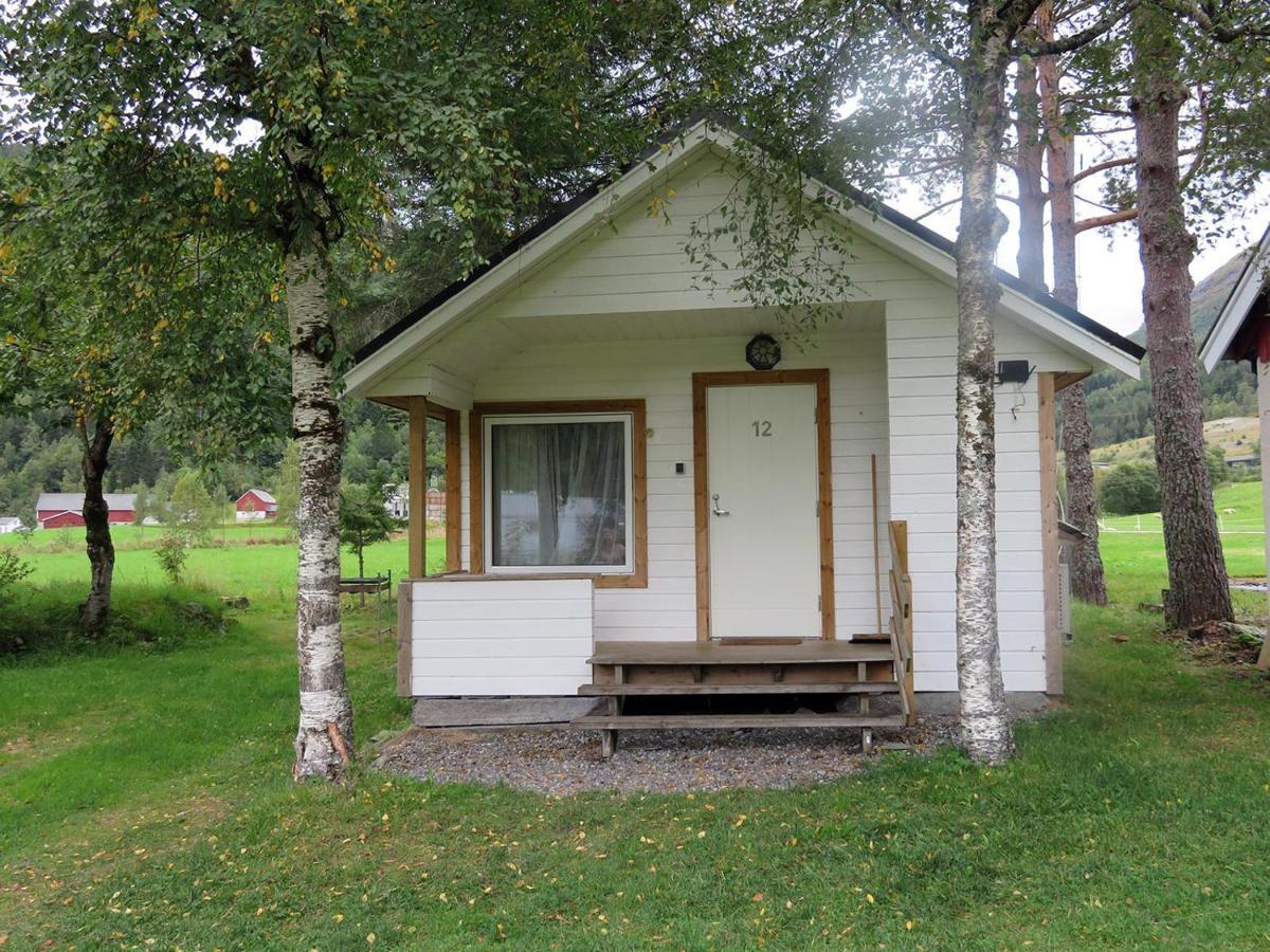 Kalvatn Turistsenter Villa Austefjorden Bagian luar foto