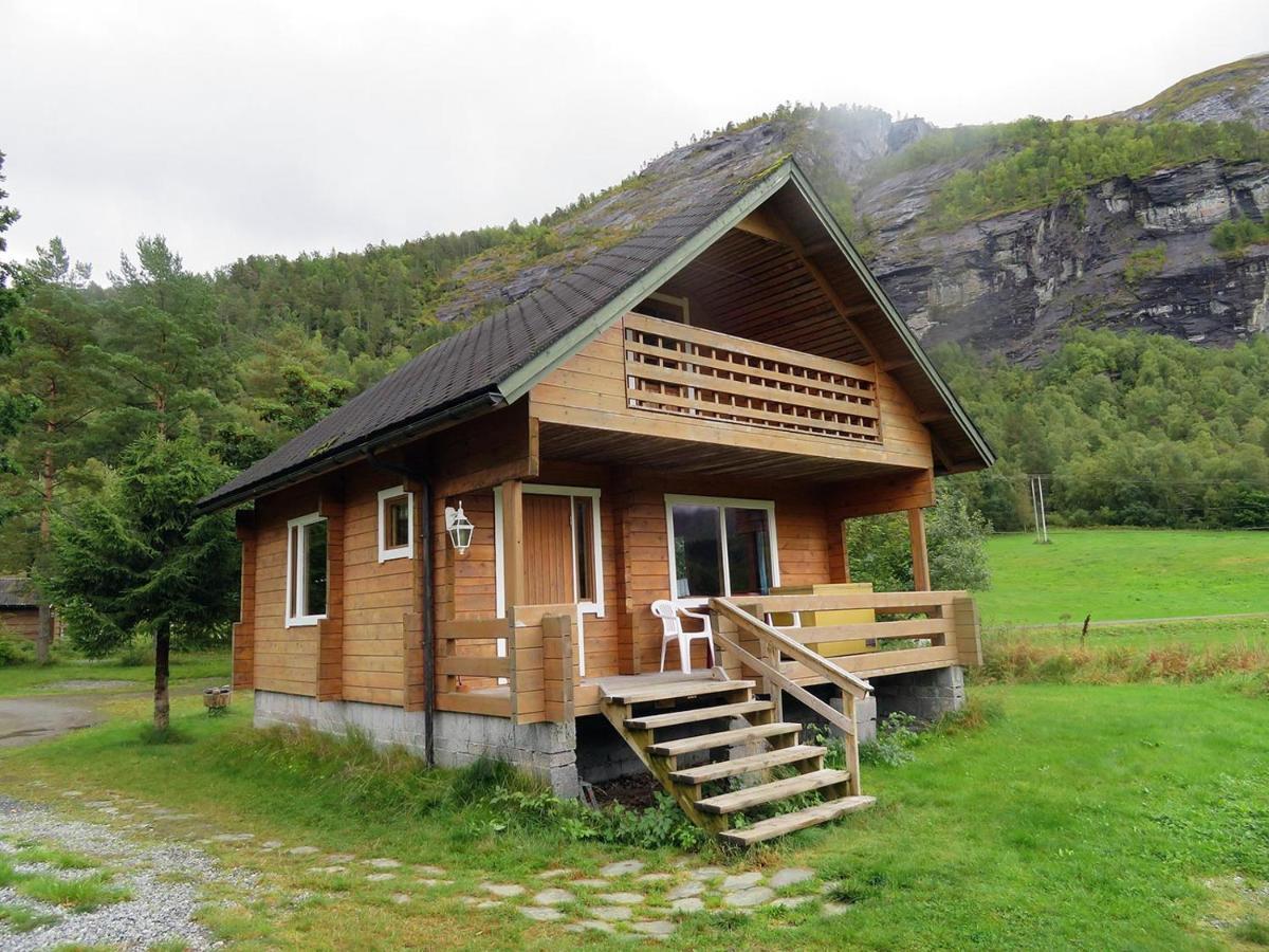 Kalvatn Turistsenter Villa Austefjorden Bagian luar foto